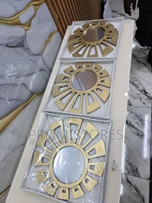 3pcs Metal Frame Wall Mounted Round Mirror