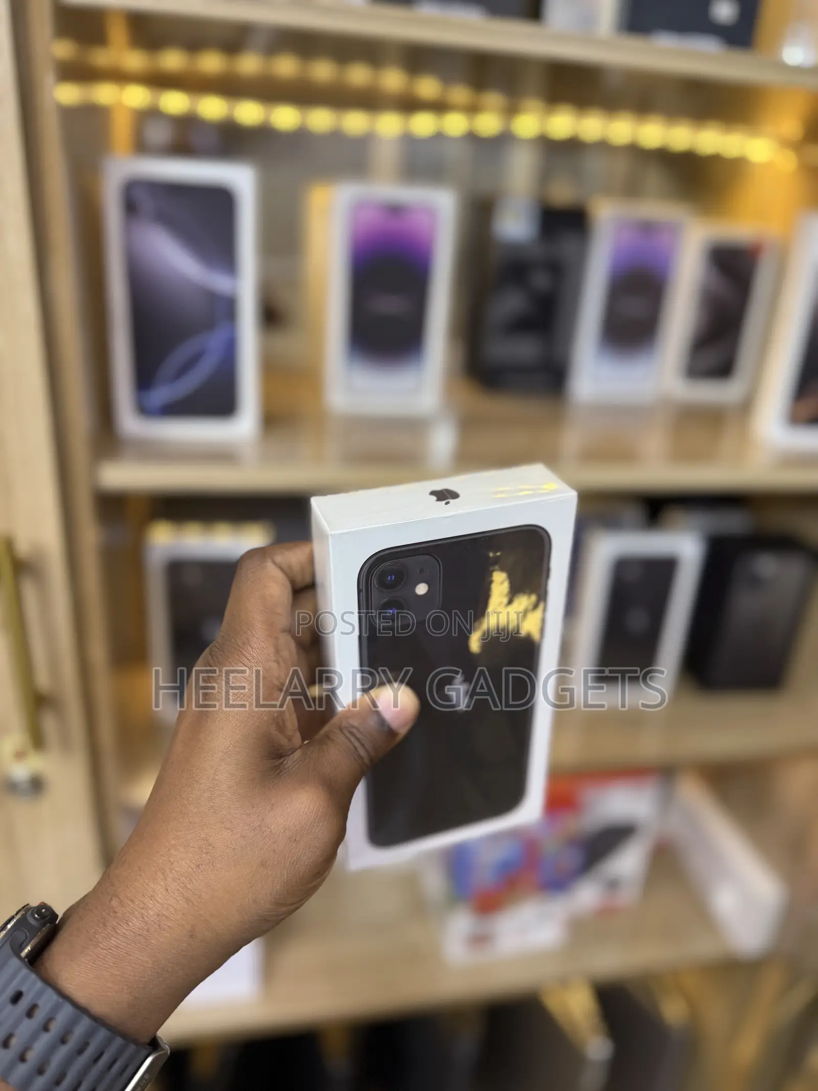 New Apple iPhone 11 64 GB Blue