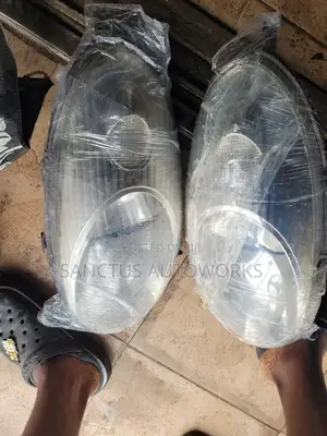 Headlight Nissan Micra 2005