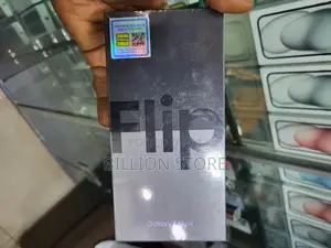New Samsung Galaxy Z Flip4 256 GB