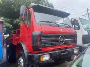 Mercedes Benz Dump Truck Straight Engine