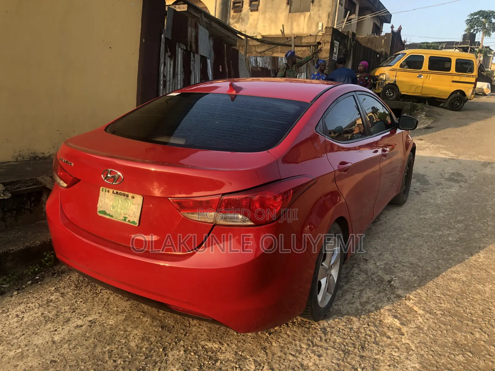 Hyundai Elantra 2012 Red
