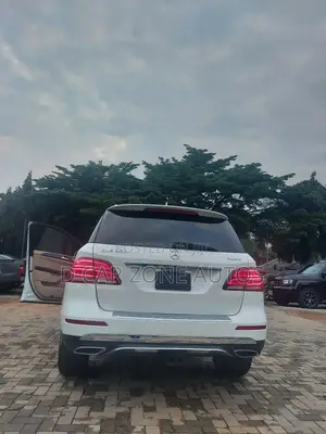 Mercedes-Benz GLE-Class GLE 350 2018 White