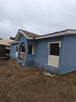 4bdrm Bungalow in Ayobo for sale