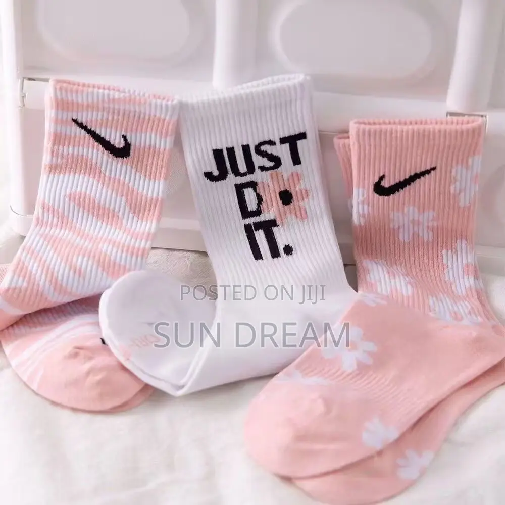 Quality Pink White Nike Socks