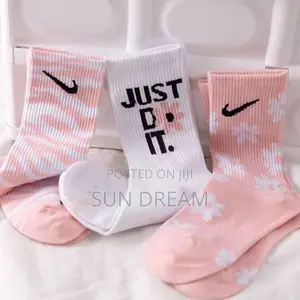 Quality Pink White Nike Socks