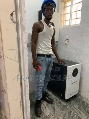 Photo - Supplied 8kwh Hybrid Inverter / 20kwh Lithium Ion Batteries