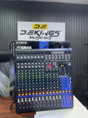 Yamaha Mg16xu 16-Channel Mixer With Usb and Fx