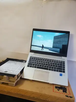 New Laptop HP EliteBook 745 G4 12GB Intel Core I5 SSD 512GB