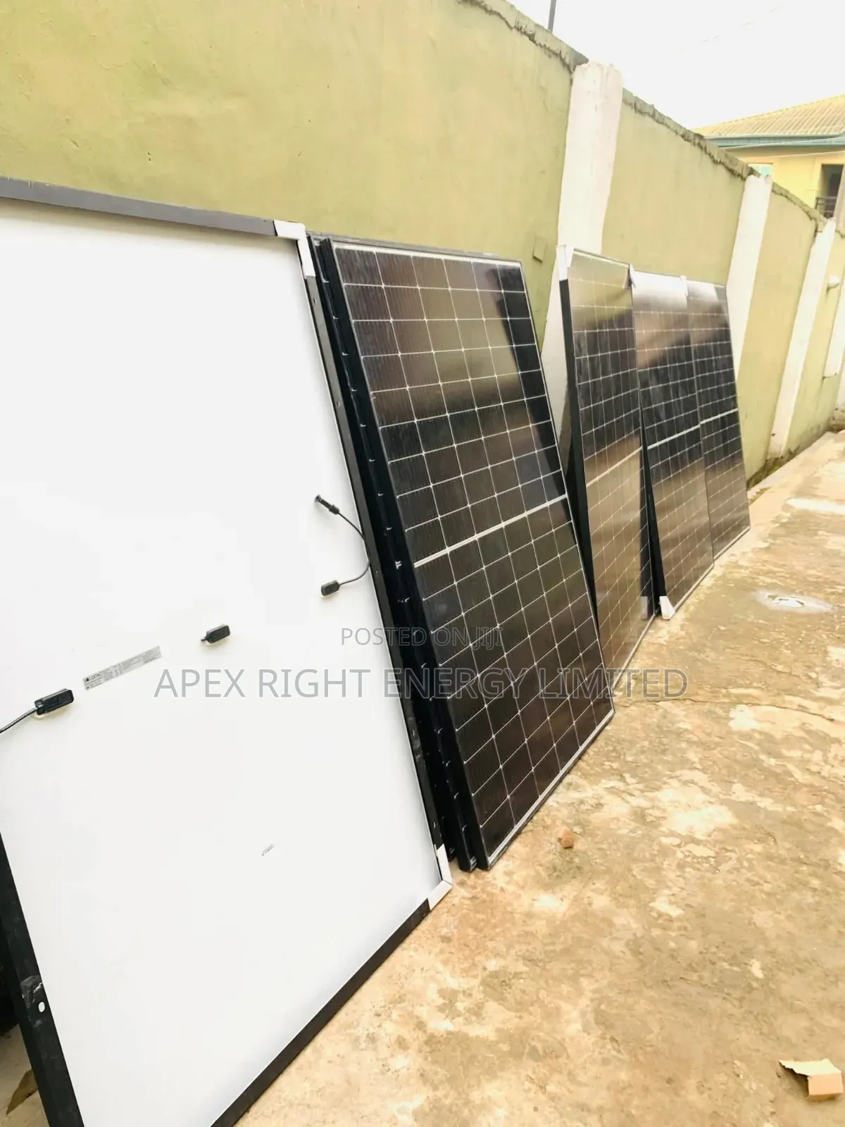 480watts Longi Solar Half Cut Mono Panel