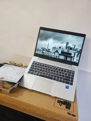 New Laptop HP EliteBook 745 G5 12GB Intel Core I5 SSD 256GB