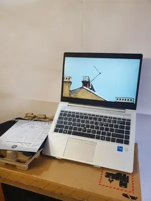 New Laptop HP EliteBook 745 G5 12GB Intel Core I5 SSD 256GB
