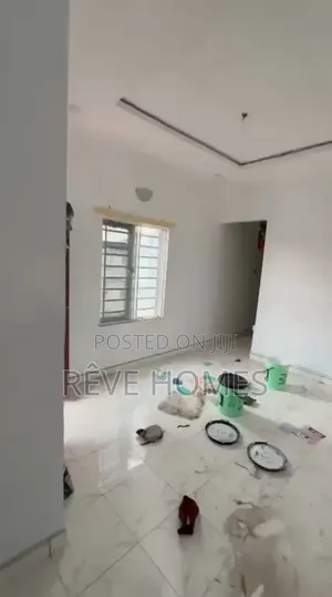 Photo - Furnished Mini Flat in Shomolu for rent