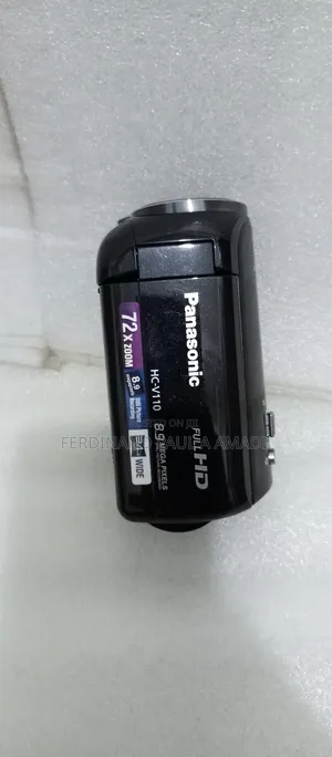 Panasonic Full Hd Video Camera With External Sd Card Port