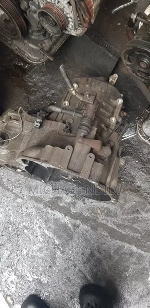 Manual Nissan Gear