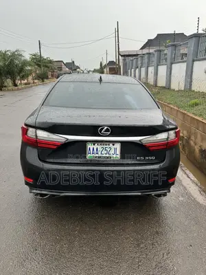 Lexus ES 2018 Black