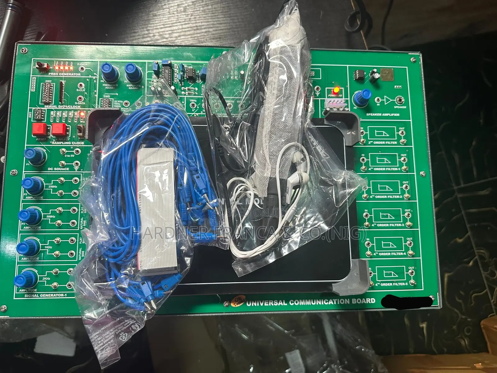 Universal Communication Trainer