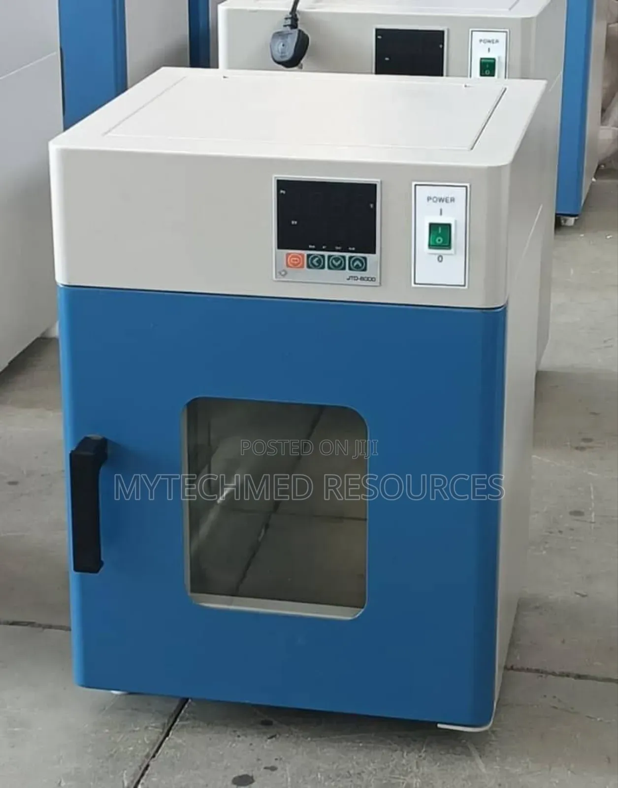 Laboratory Incubator