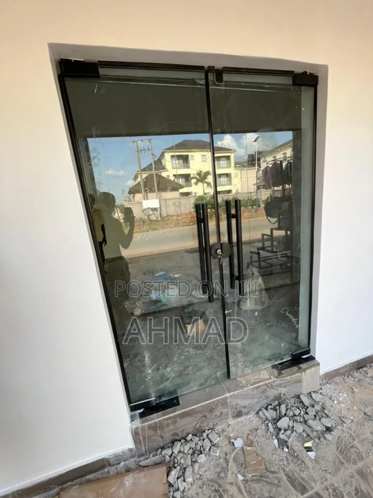 Frameless Swing Door Shower Cubicle