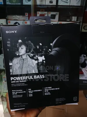 Sony Wh-ult 900 Wireless Noise Canceling Headphones