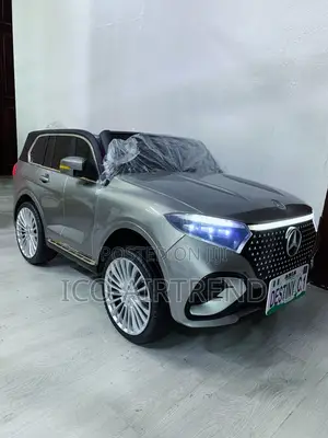 Mercedes 2 Seater With Bluetooth and Remote Control Age 1-10