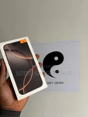New Apple iPhone 16 Pro Max 256 GB Gold