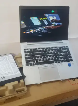 New Laptop HP ProBook 450 G7 12GB Intel Core i5 SSD 512GB