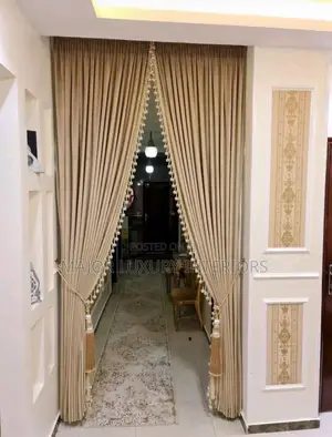Non Authomated Curtain Tracks