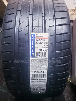 325/35r22 Michelin Tyre