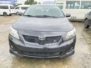 Toyota Corolla 2010 Black