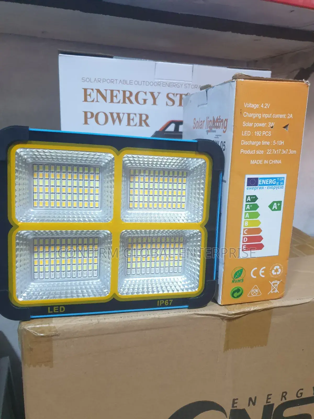 Powerful Solar Rechargeable Light With Inbiuld Power Bank