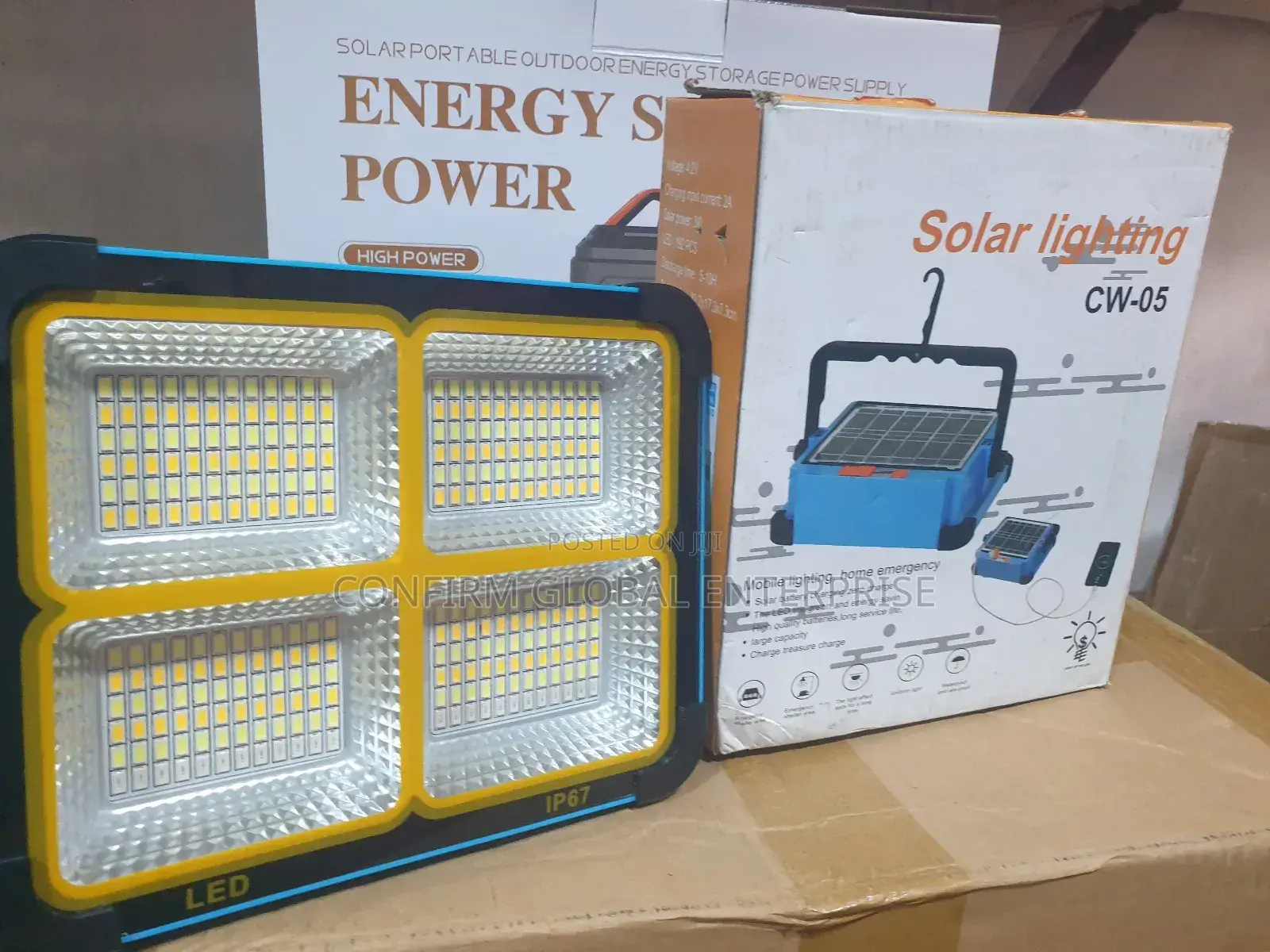 Powerful Solar Rechargeable Light With Inbiuld Power Bank