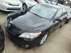 Toyota Camry LE 4dr Sedan (2.5L 4cyl 6A) 2011 Black