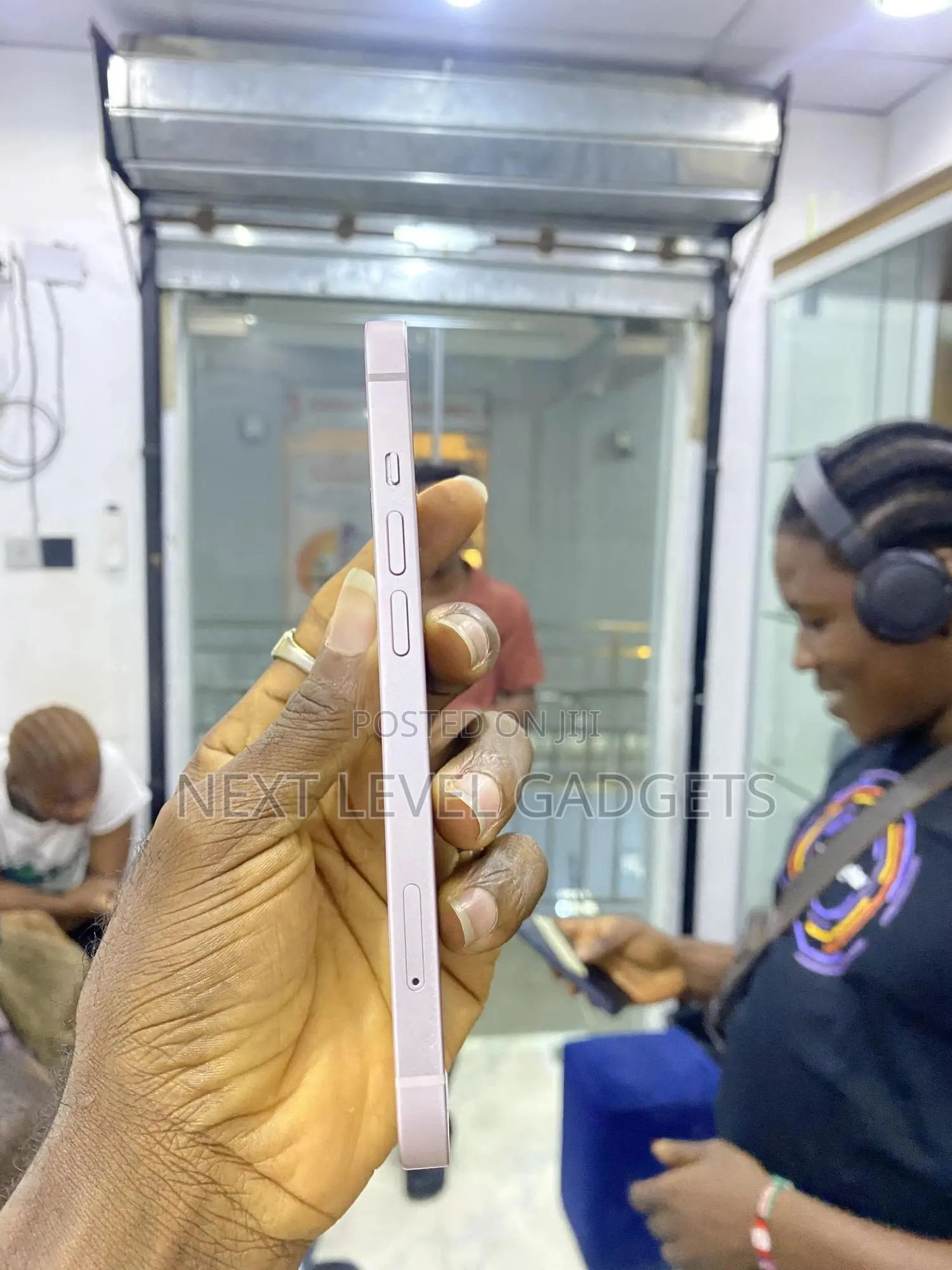 Apple iPhone 13 128 GB Pink