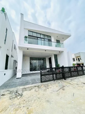 5bdrm Duplex in Chevron for sale