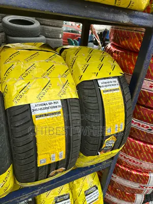 245/45 /18 Austone Original Tires