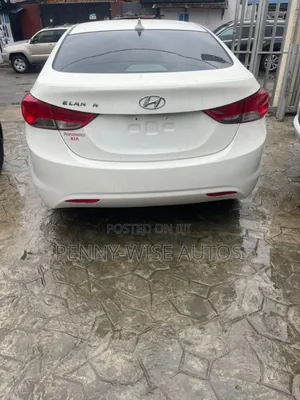 Hyundai Elantra GLS 2012 White