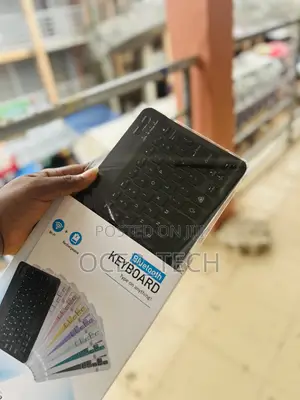 Rechargeable Wireless Keyboard With RGB Light