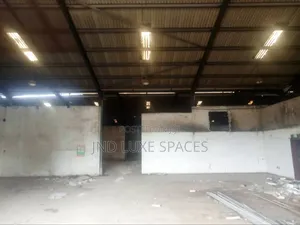 Large Warehouse of 4157sqm
