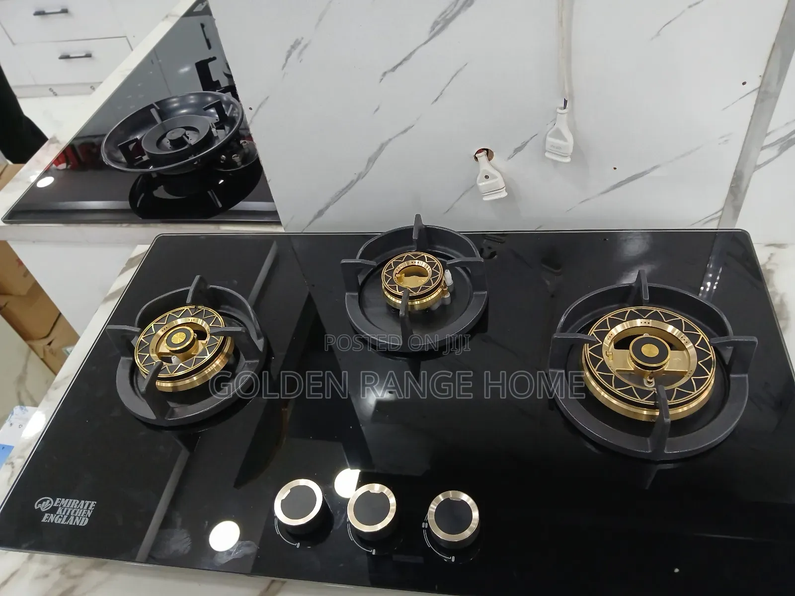 Black and Gold 3burner Gas Hob