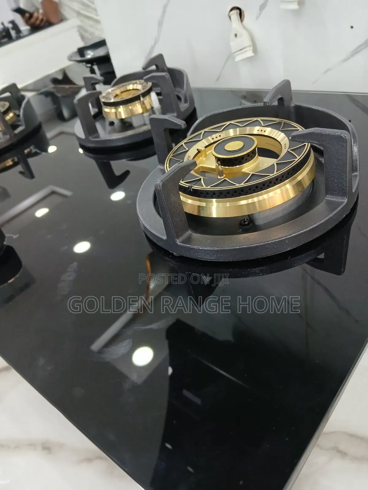 Black and Gold 3burner Gas Hob
