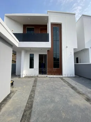 4bdrm Duplex in Chevron for sale