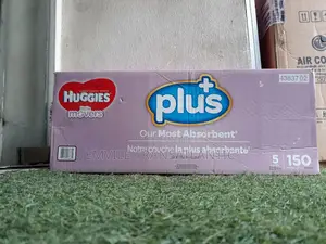 Huggies Little Movers Plus+ Diapers – Size 5 (150 Count)