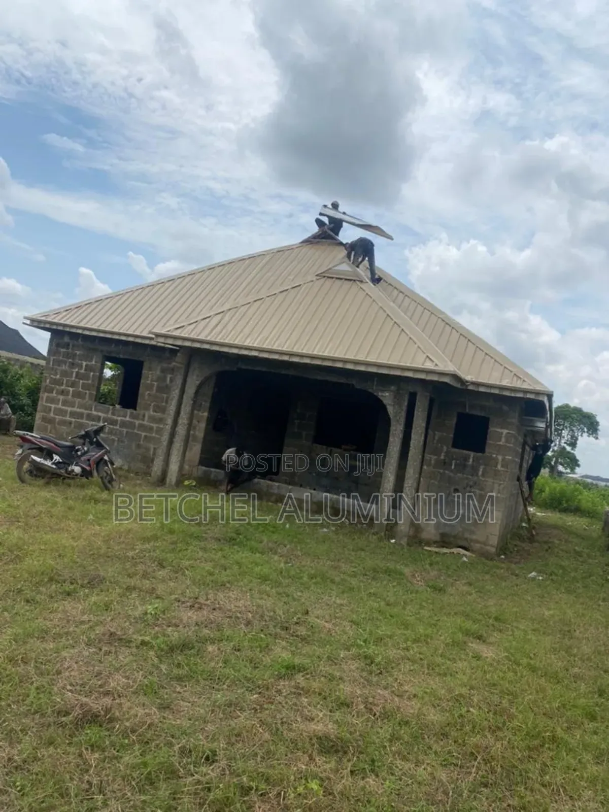 Installation of Aluminum Roofing Sheet