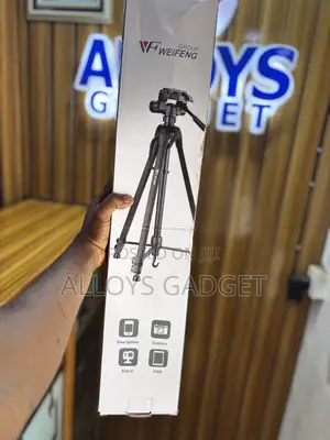 Weifeng Wt-3560 6ft Tripod Stand