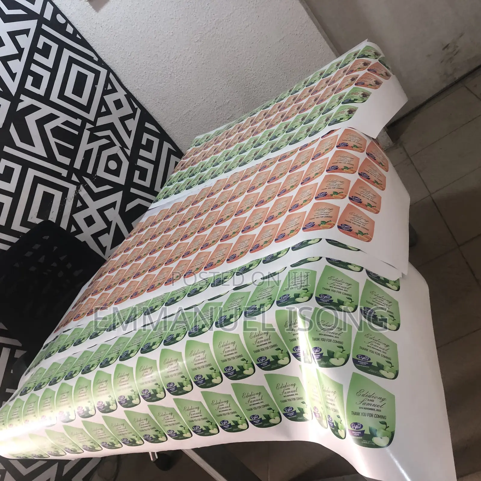Stickers Printing for Packaging (Print and Cut Available)