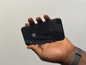 Apple iPhone XR 64 GB Black