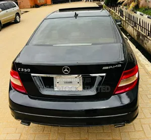 Photo - Mercedes-Benz C300 Sport Sedan AWD (3.0L 6cyl 7A) 2009 Black