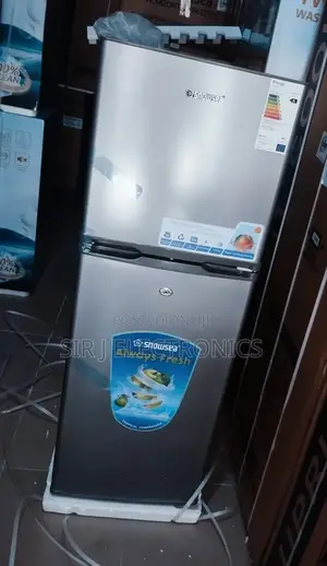 Snowsea 200litre Standing Refrigerator With Top Mini Freezer