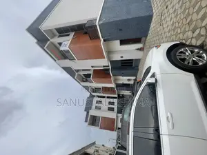 5bdrm Duplex in Jahi Gilmore,Fct for rent